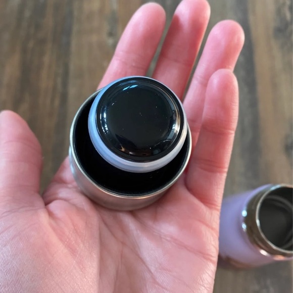 NWOT S'WELL 15 OZ Water Bottle - Picture 6 of 7